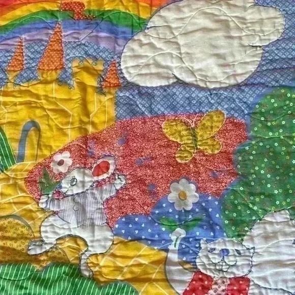 Vintage Whimsical Rainbow Animals Baby Quilt Coverlet Crib Comforter Unisex - Picture 6 of 12